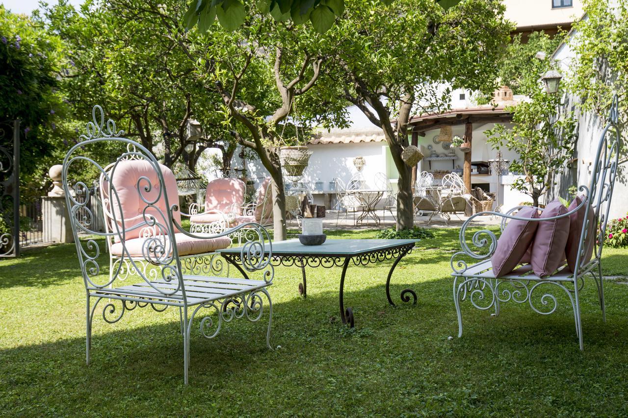 Bed and Breakfast Palazzo Cacace Relais Piano di Sorrento Exterior foto